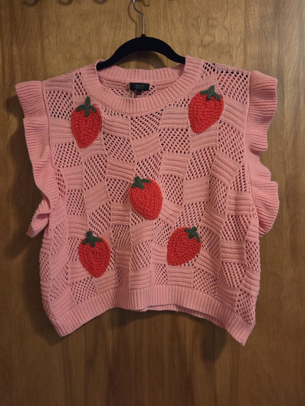 debut Pink Crochet Strawberry Sleeveless Sweater Vest Ruffle Size M/L